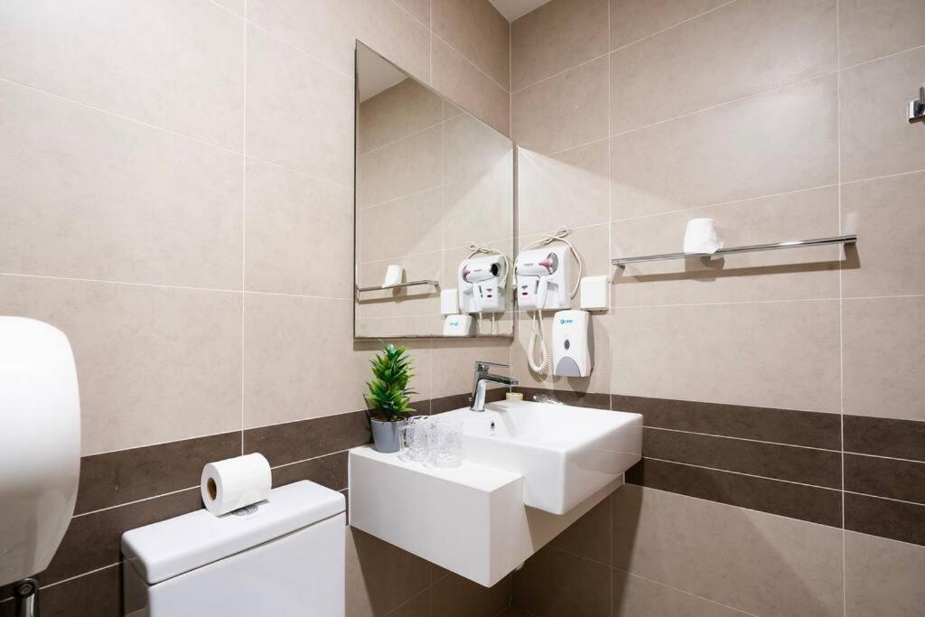 Apartment Ho Tang Cao,view Dep,netflix Free *